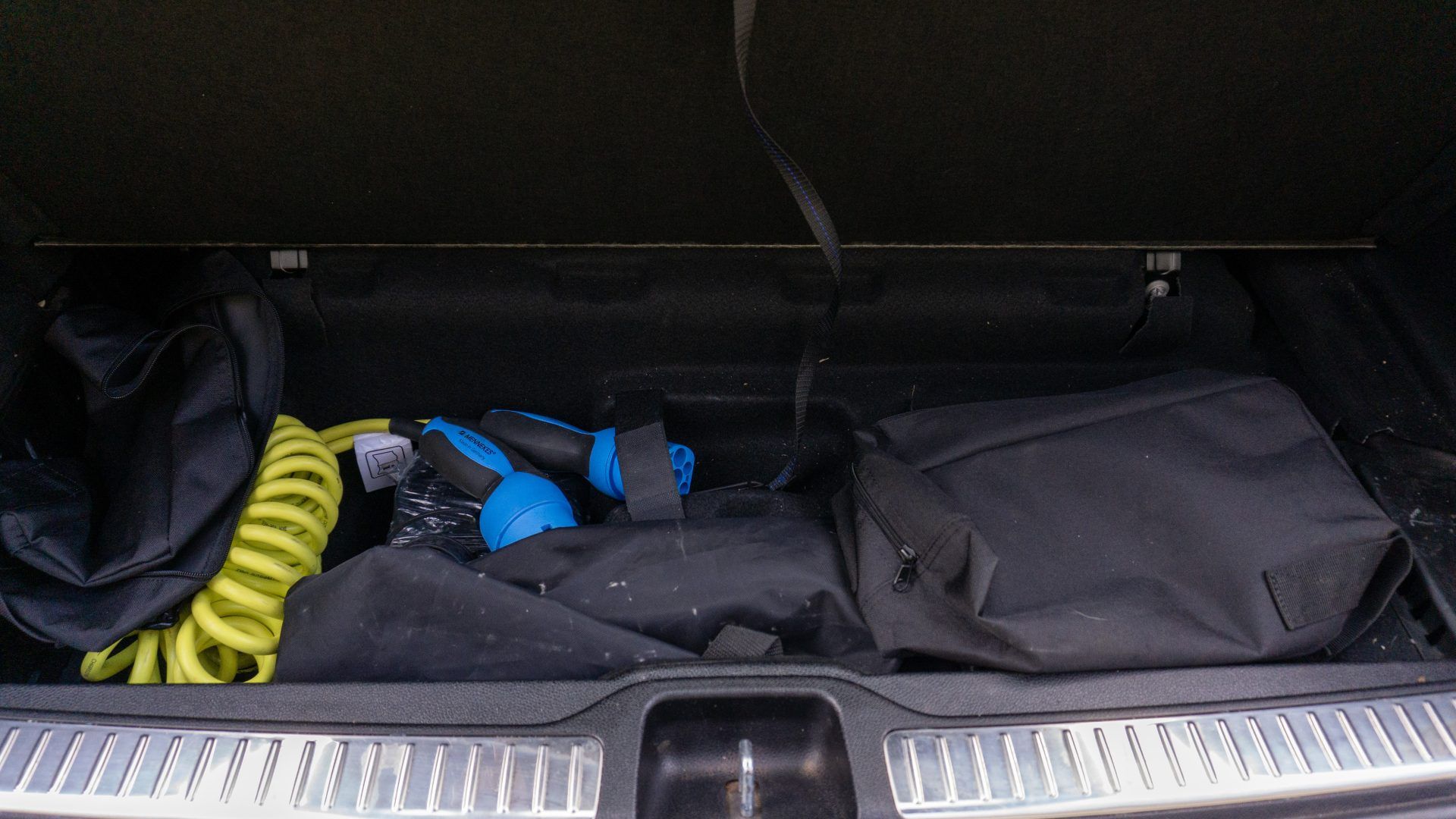 Car image 29