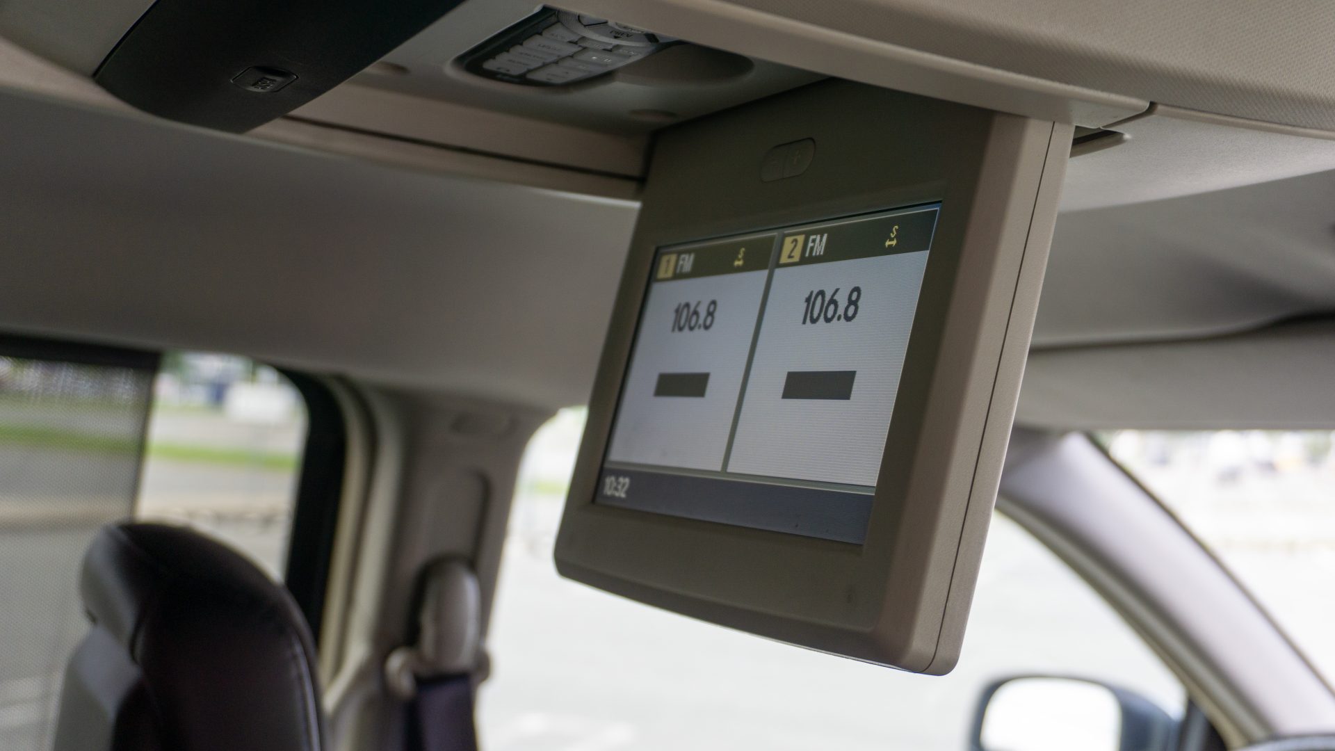 Car image 28