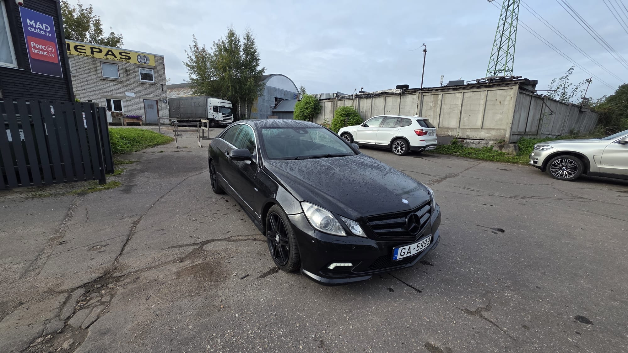 Mercedes E350