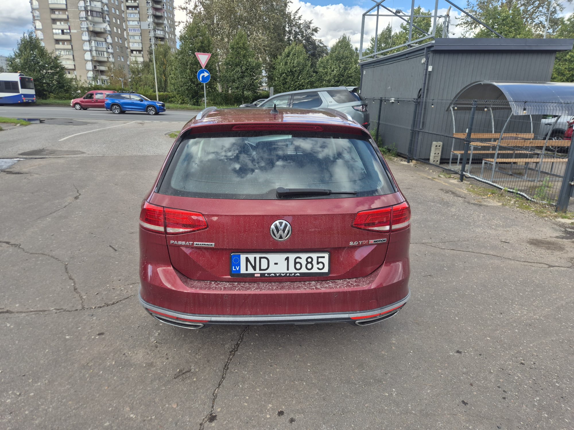 Car image 6