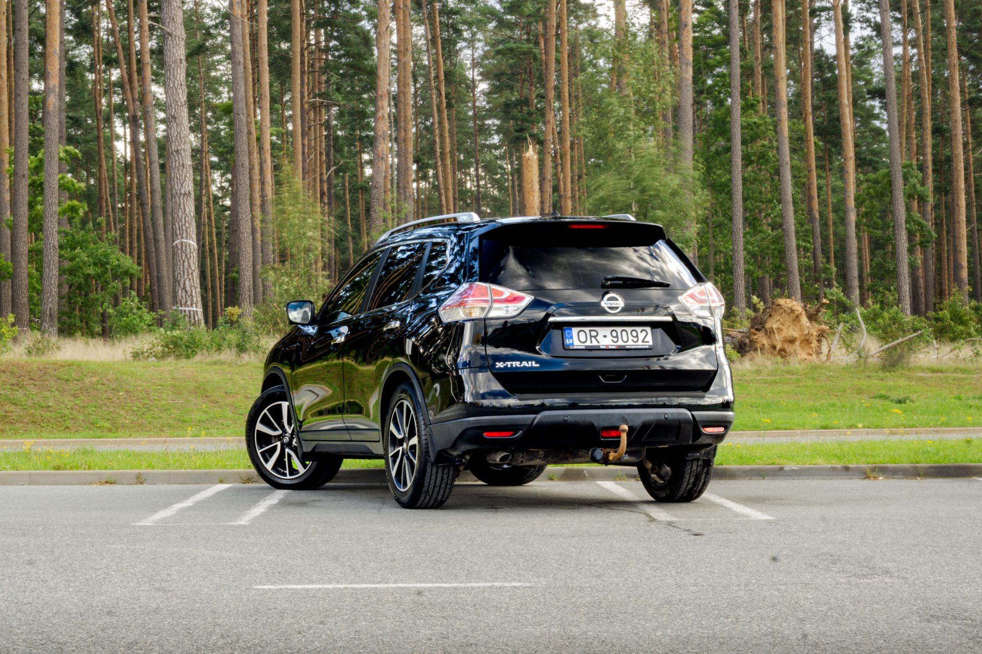 Car image 8