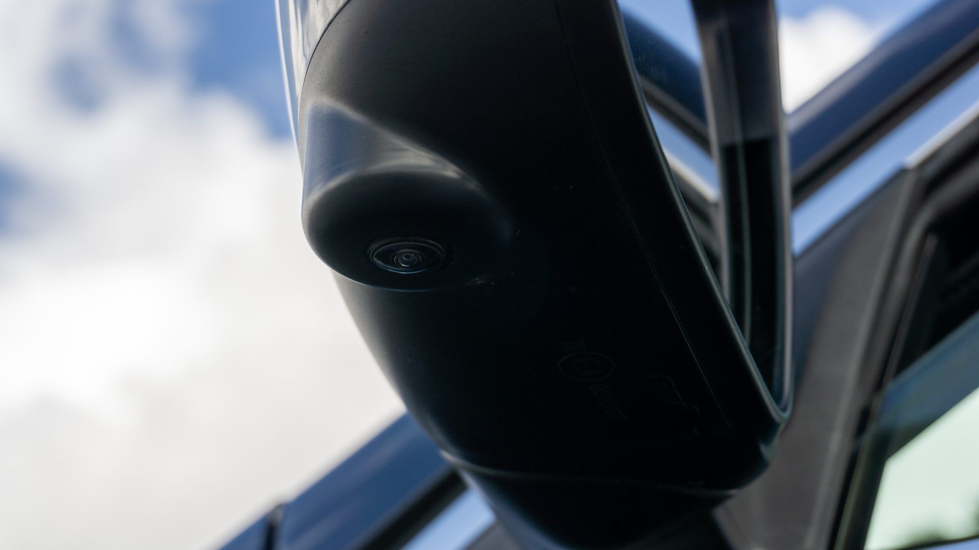 Car image 33