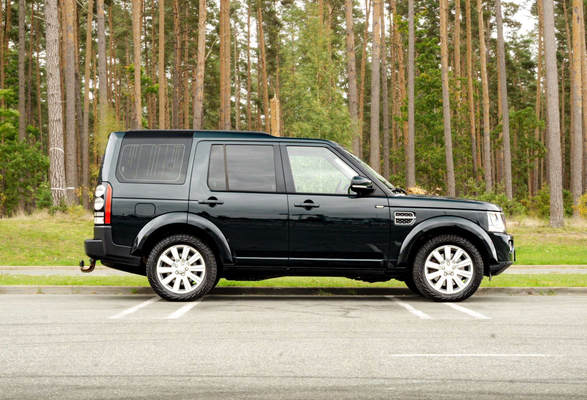 Car image 8