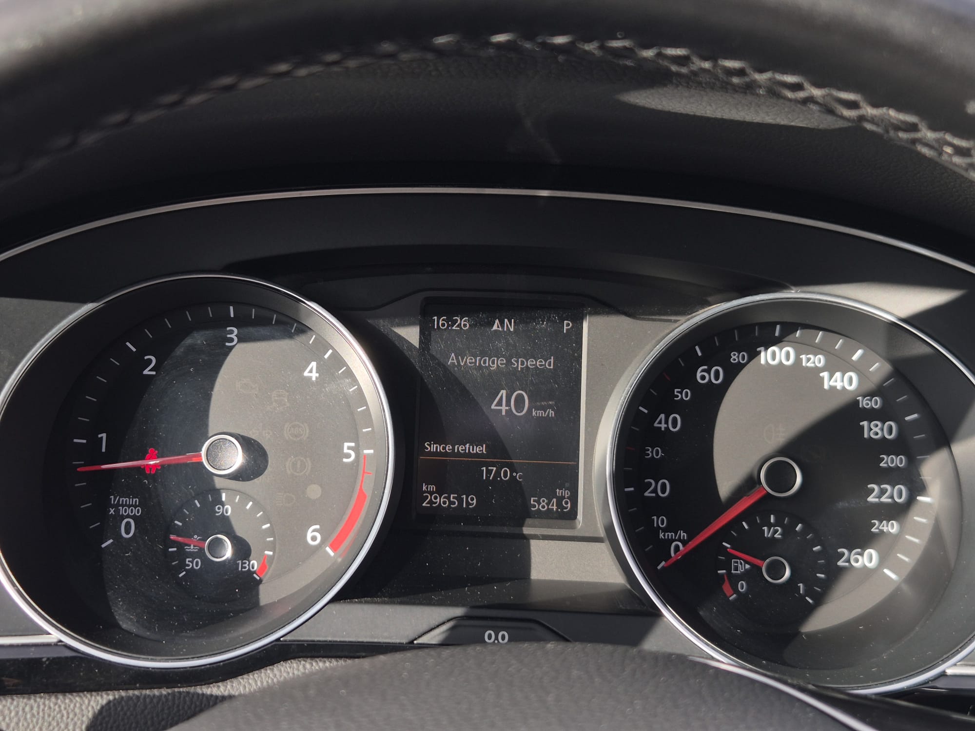 Car image 19