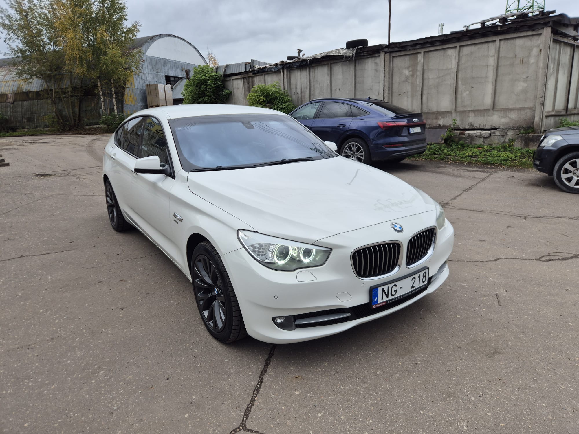 BMW 530