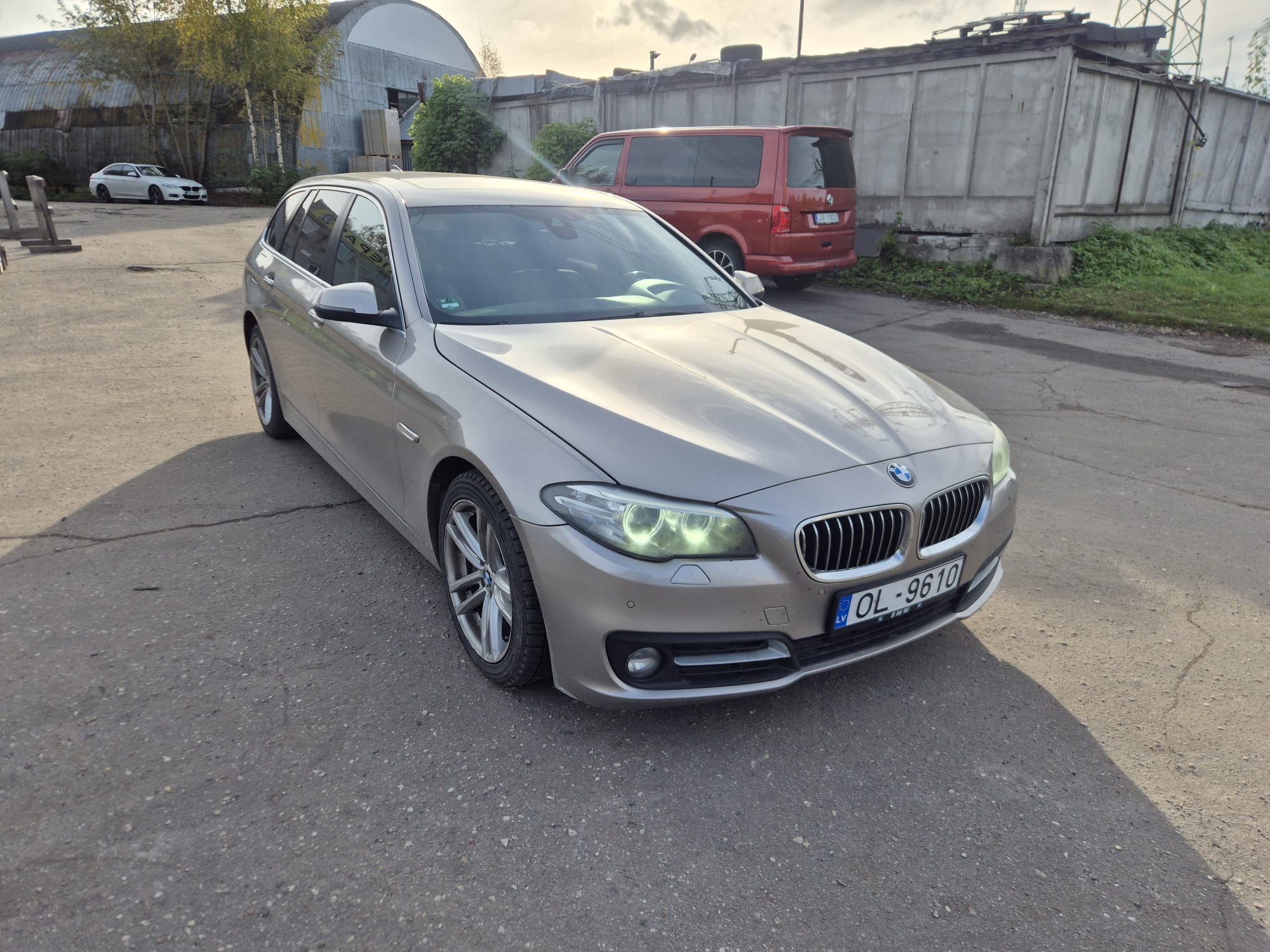 BMW 530