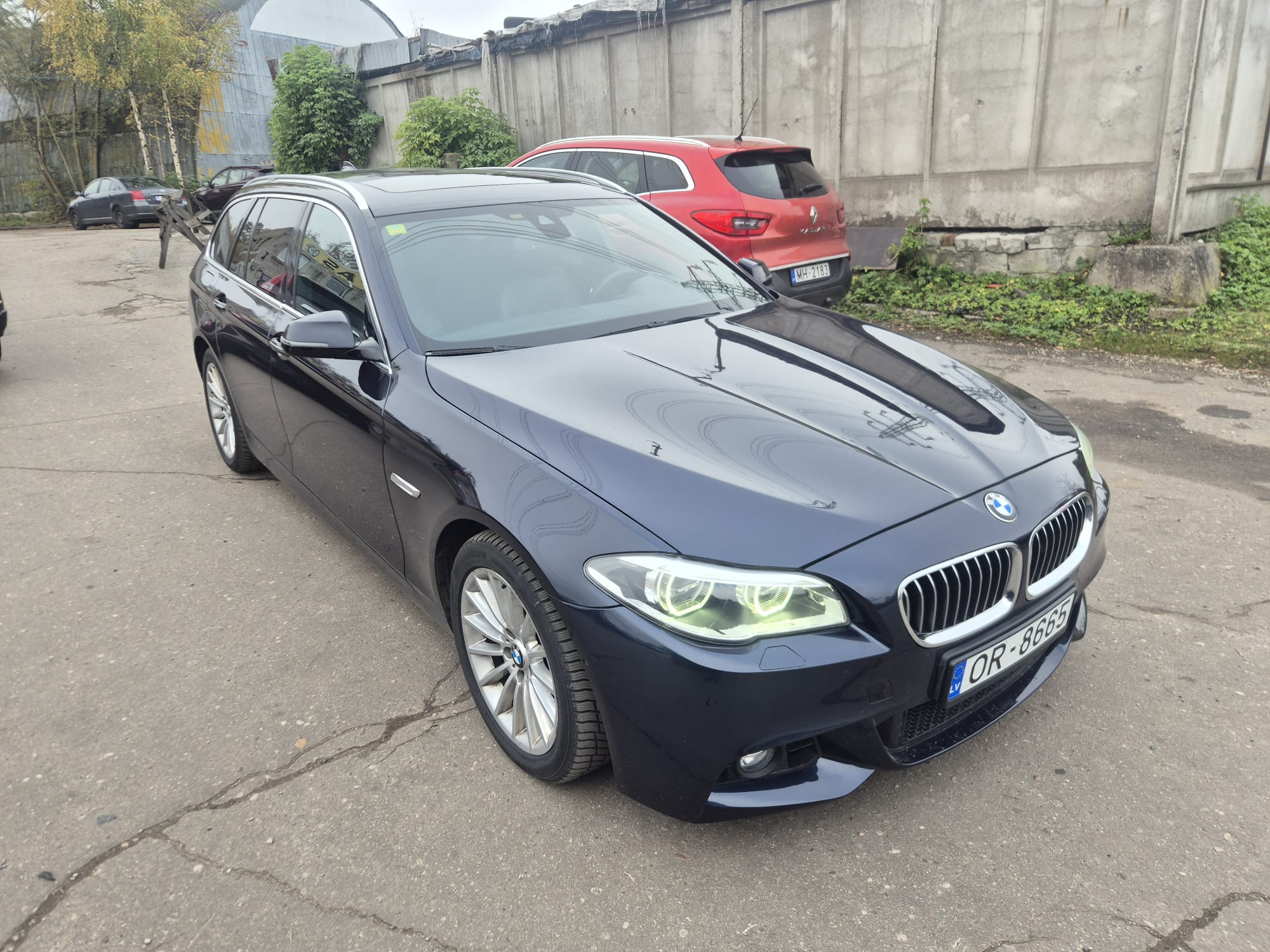 BMW 530