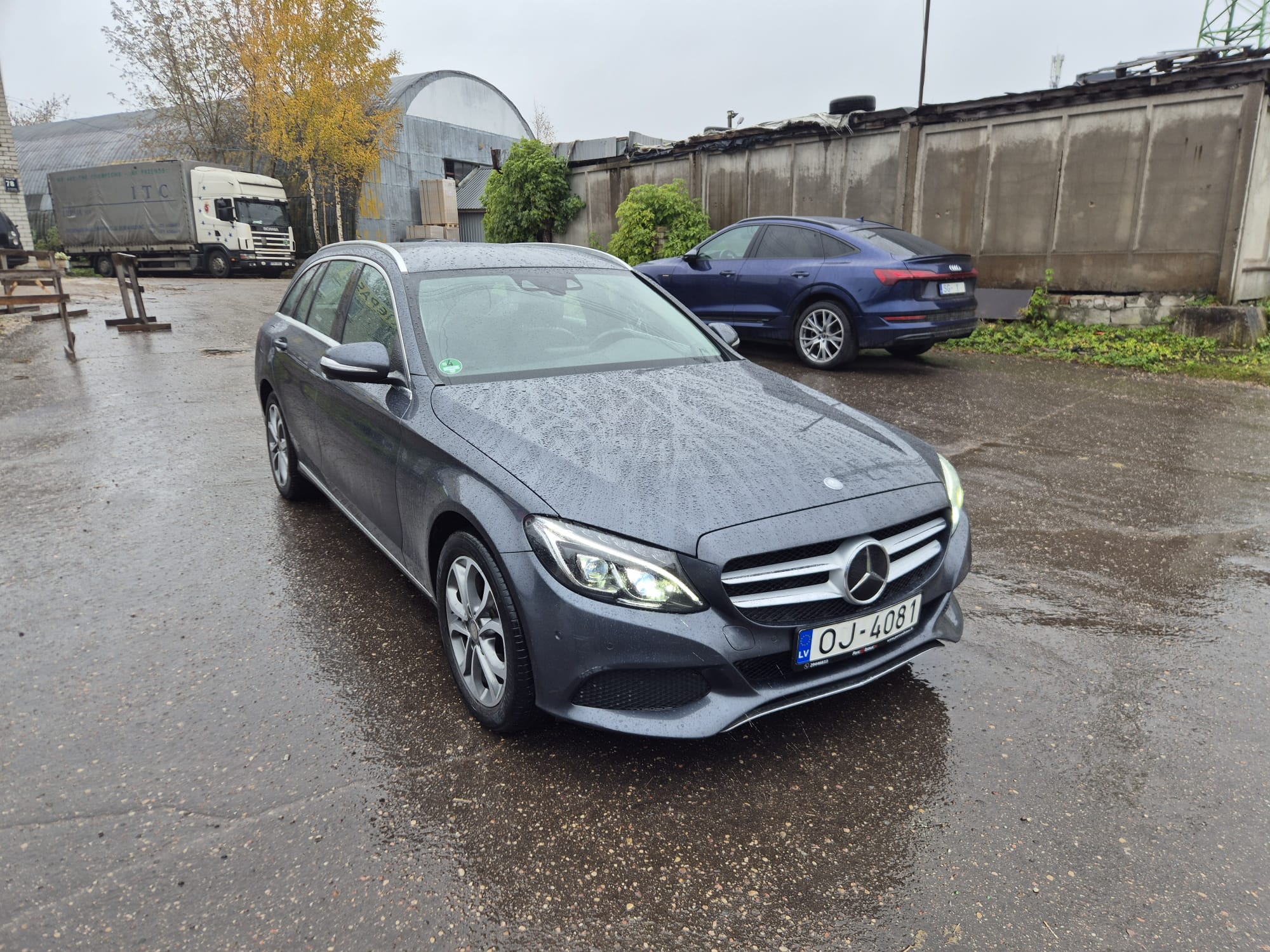 Mercedes C350