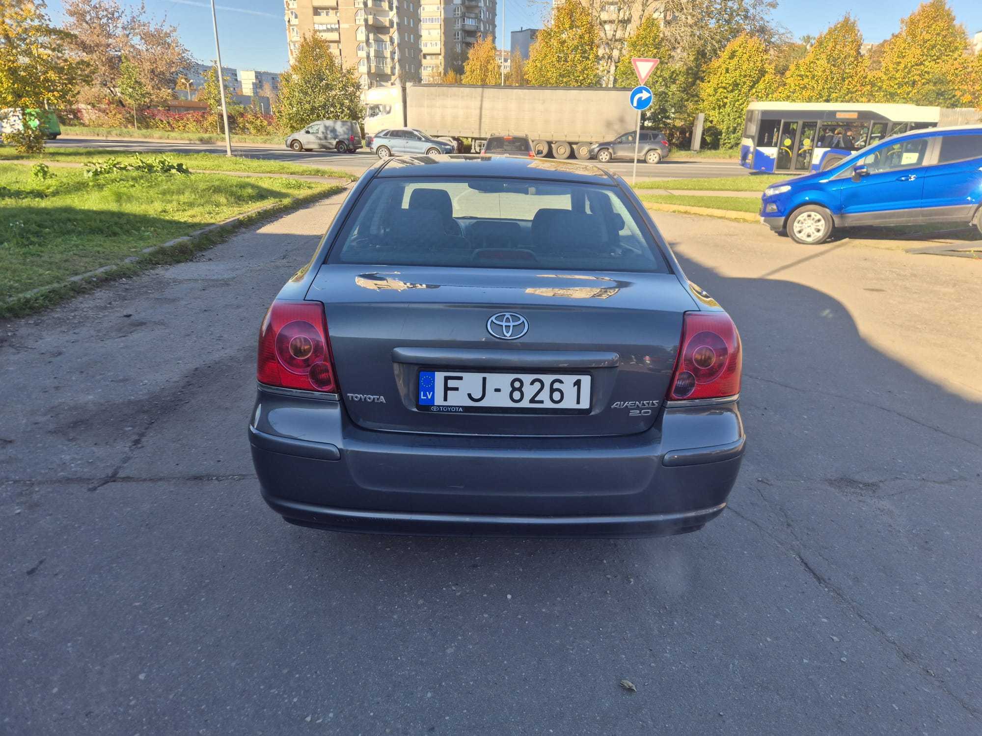 Car image 6