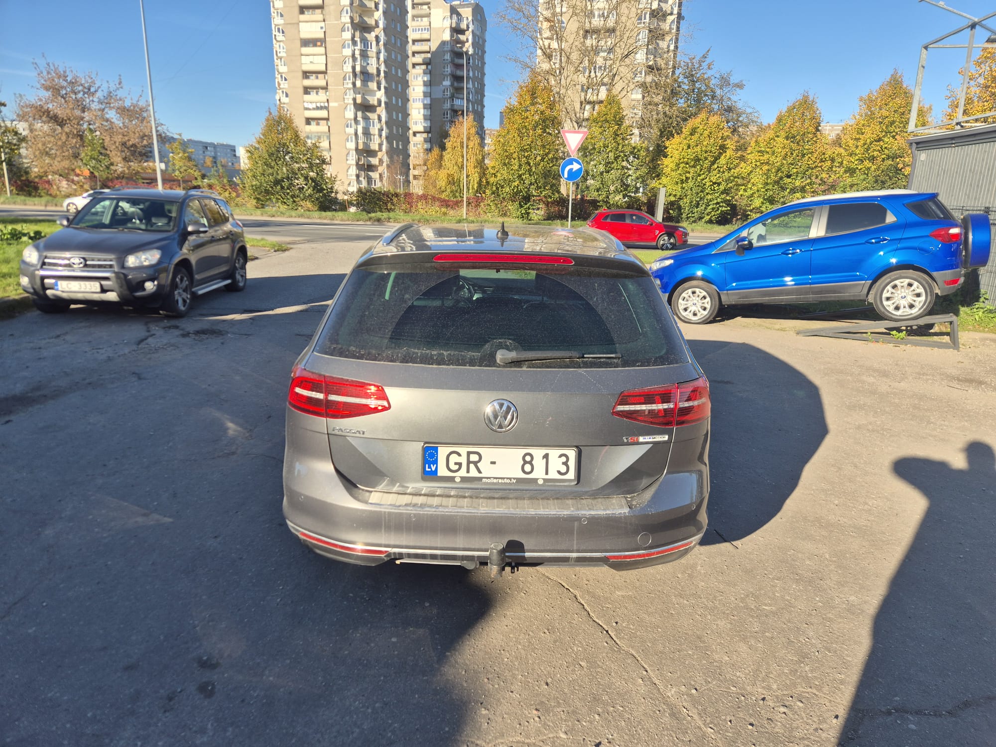 Car image 6