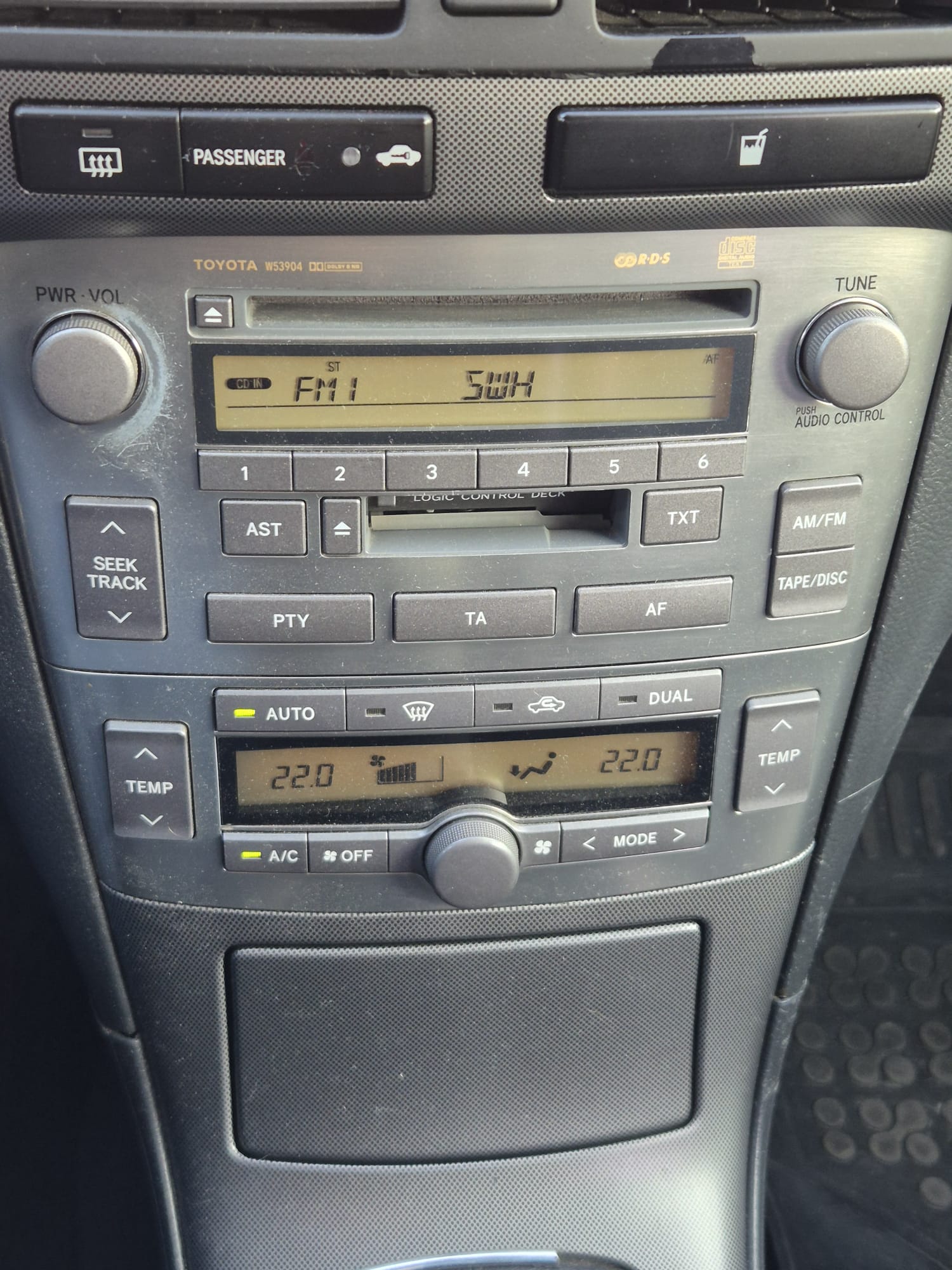 Car image 15