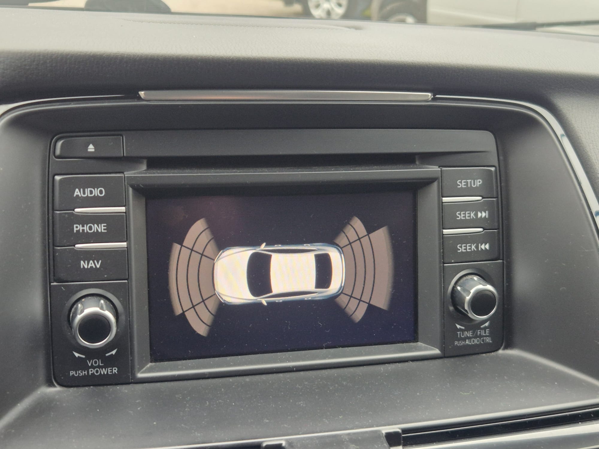 Car image 16