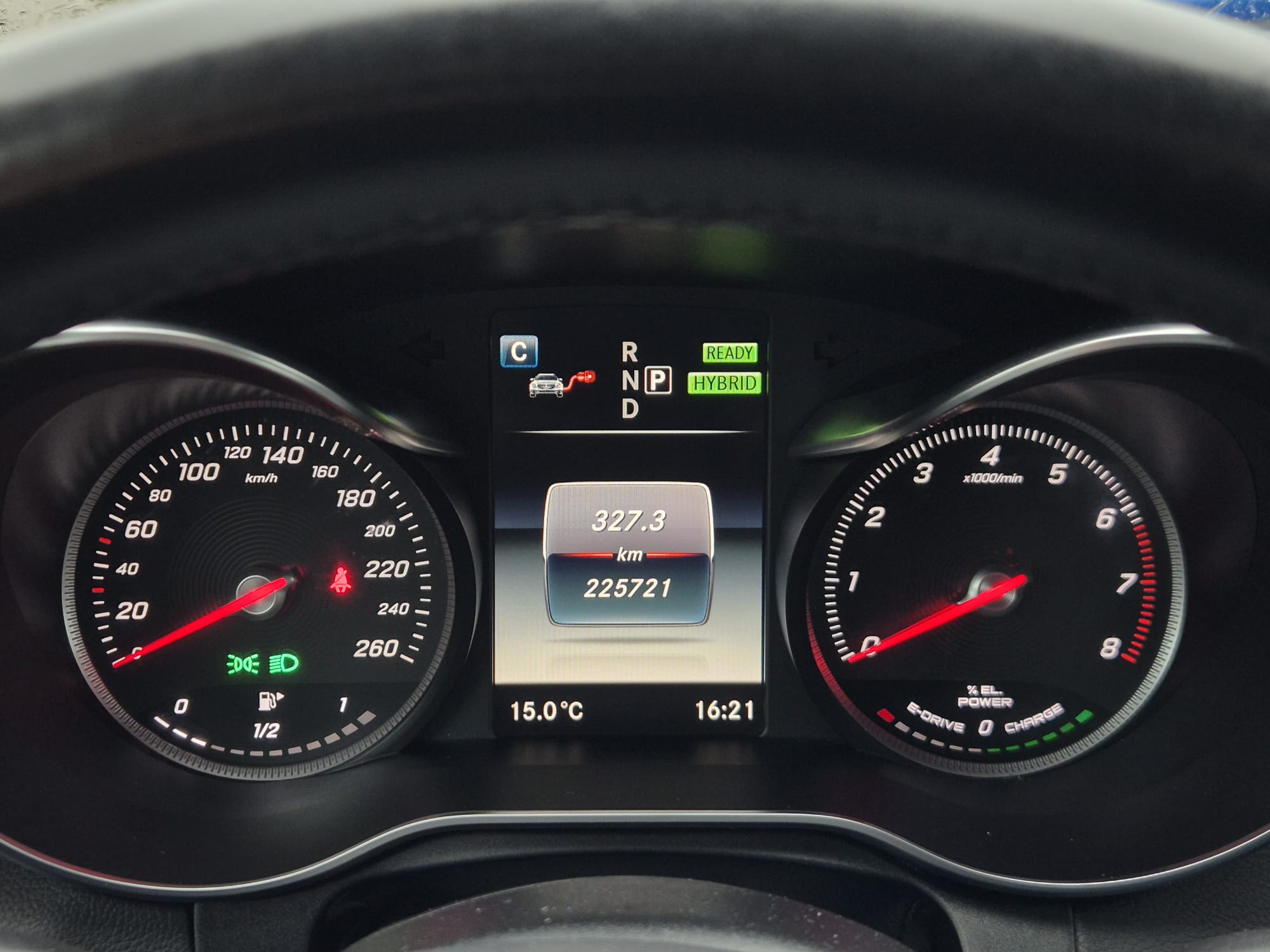 Car image 18